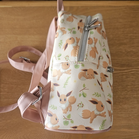 Loungefly Pokémon Eevee Backpack main image 7